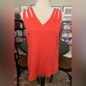 REISS sleeveless blouse, suitable for business suit shell. Size 4.